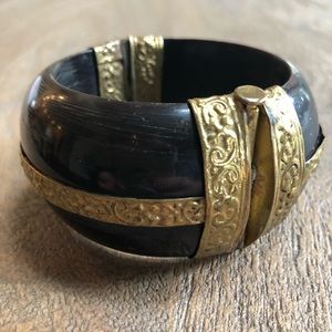 Wide Black Cuff Horn? Filagree Brass Bracelet 6.5”